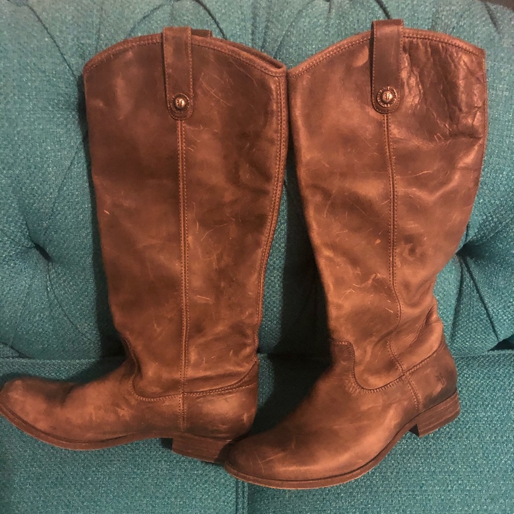 Frye boots size 8.5. Worn just a few times